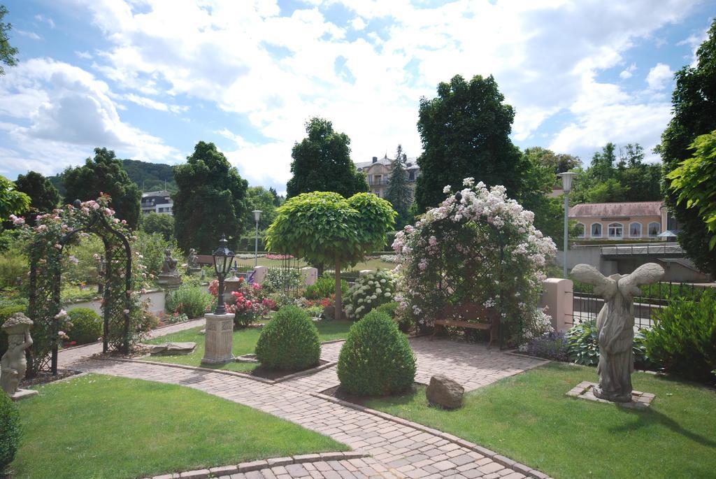 Hotel Residenz Am Rosengarten บาดคิสซินเงิน ภายนอก รูปภาพ