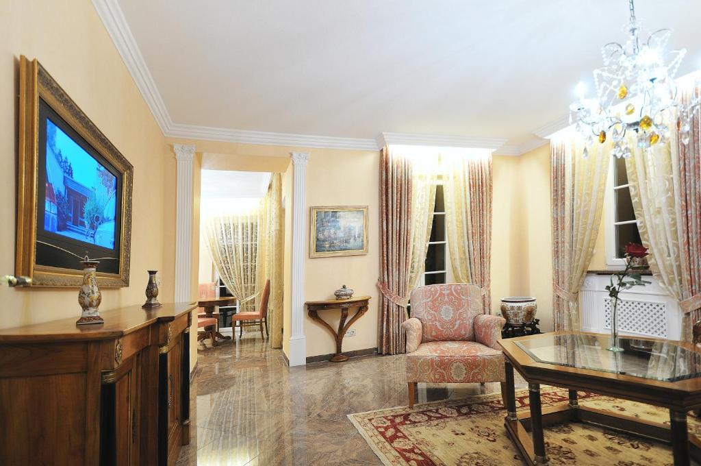 Hotel Residenz Am Rosengarten บาดคิสซินเงิน ภายนอก รูปภาพ