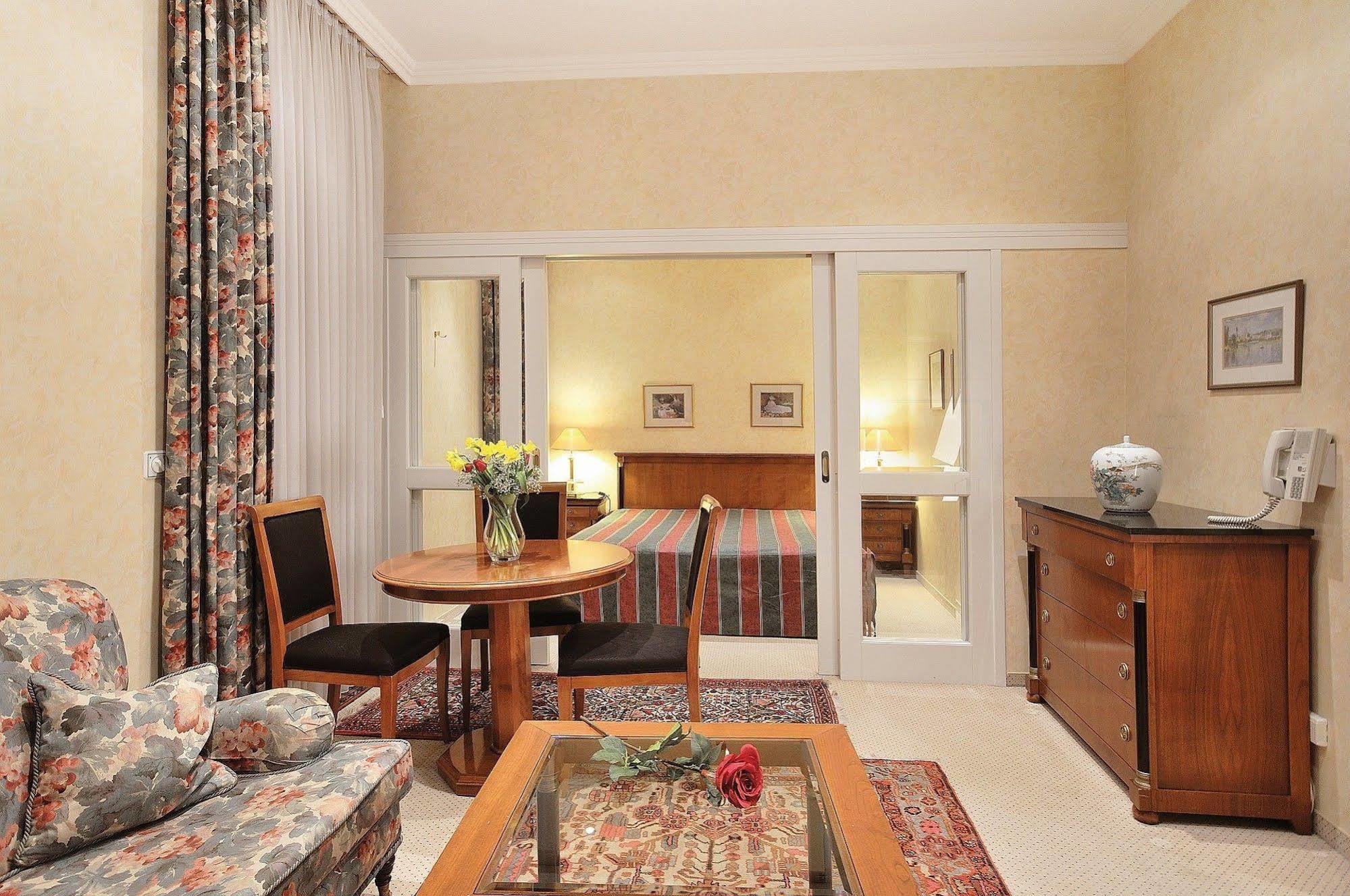 Hotel Residenz Am Rosengarten บาดคิสซินเงิน ห้อง รูปภาพ