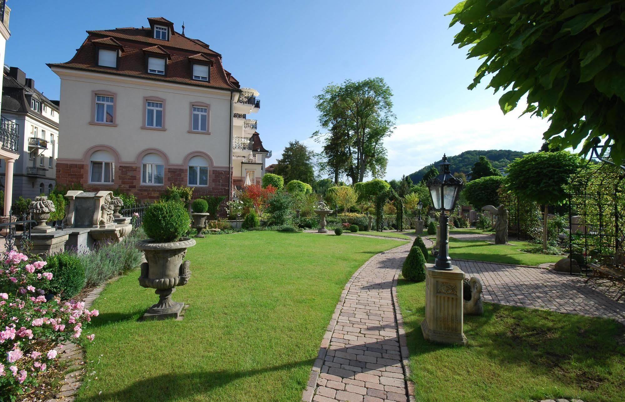 Hotel Residenz Am Rosengarten บาดคิสซินเงิน ภายนอก รูปภาพ